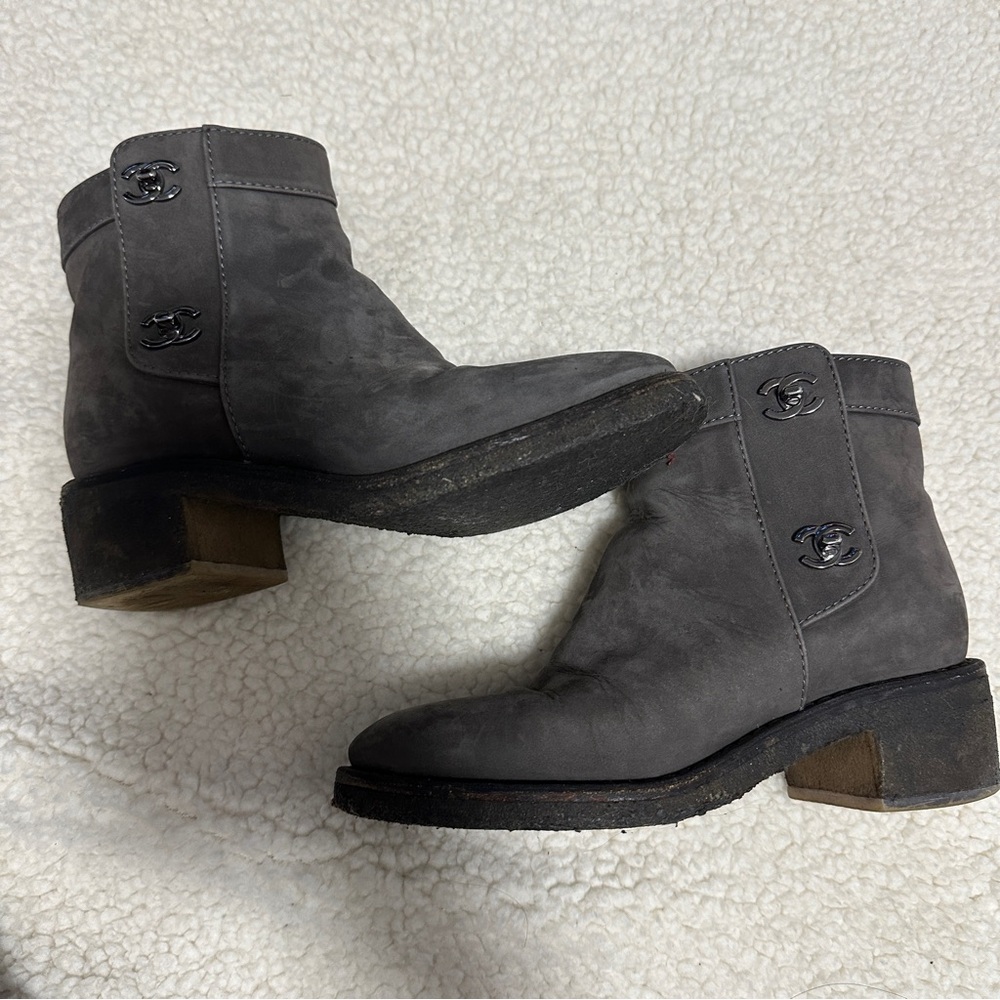 CHANEL CC Turnlock Suede Ankle Boots Size 35/ US 5